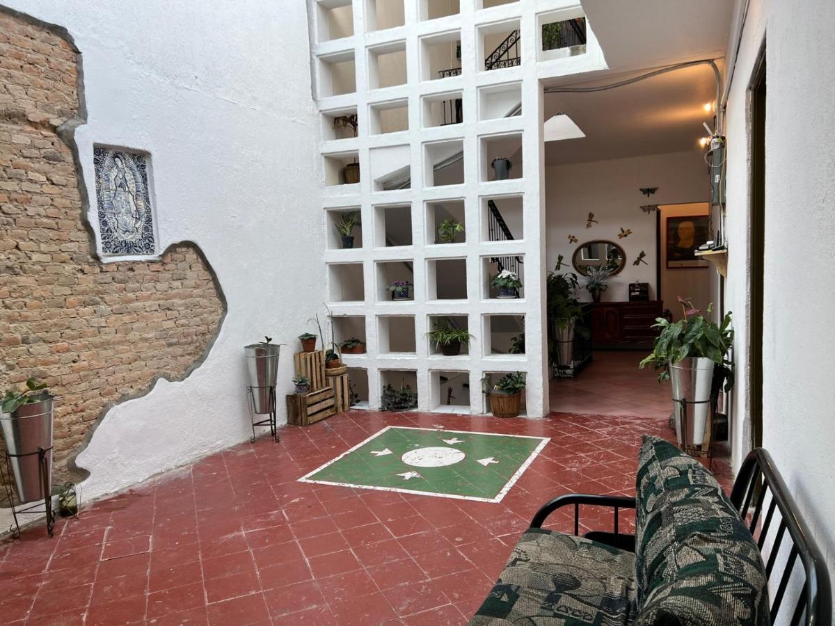 Hostal Santuario De Las Libelulas Guadalajara Bagian luar foto