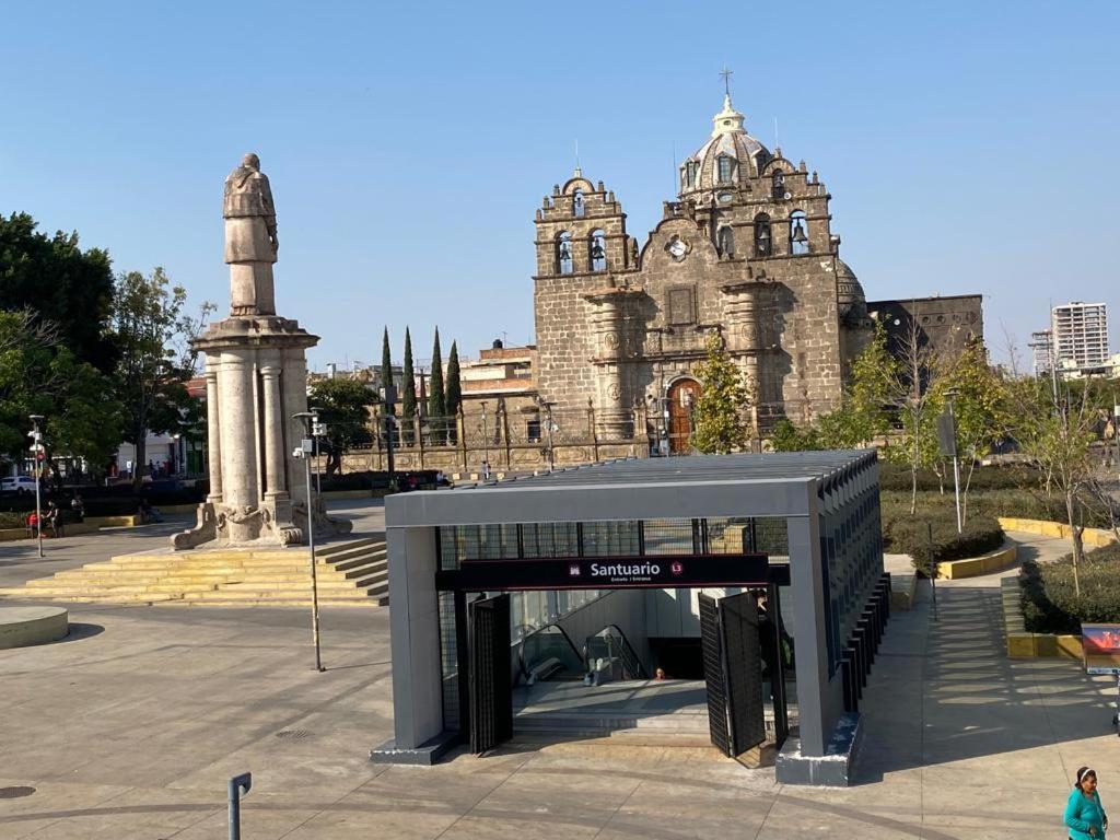 Hostal Santuario De Las Libelulas Guadalajara Bagian luar foto