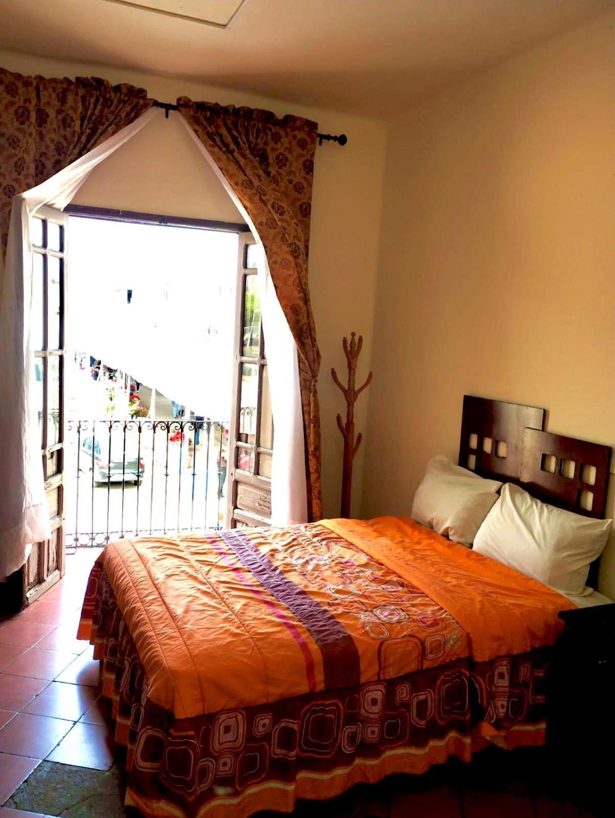 Hostal Santuario De Las Libelulas Guadalajara Bagian luar foto